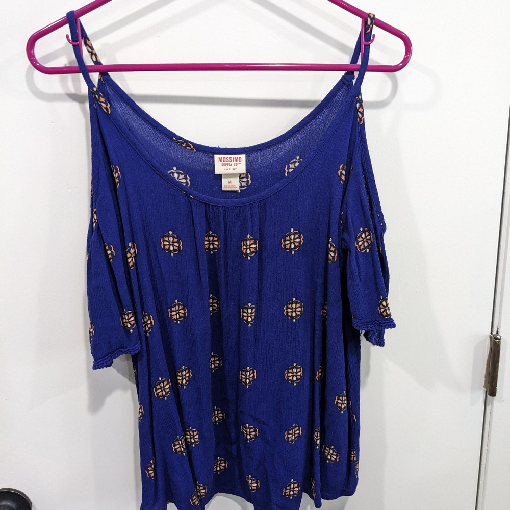 Blue Shirt - Picture 3 of 4